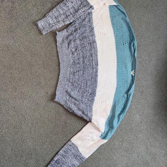 Garage Cropped Sweater - Picture 1 of 1